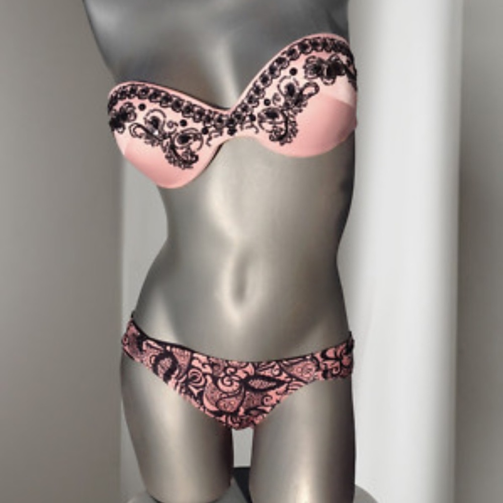 RARE Victoria's Secret Blush and Black Lace Bikini Set with TWO Bottoms incl. - Picture 4 of 7